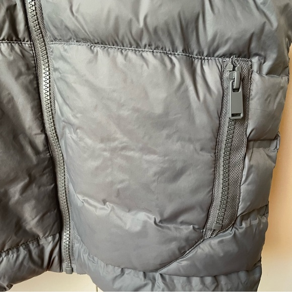 Zara boys HEAT-SEALED PUFFER VEST
8-9 YEARS (51,18 INCHES) - Picture 4 of 8